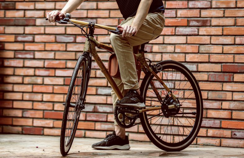Trên tay xe đạp điện tre Viet Bamboo Bike  YouTube