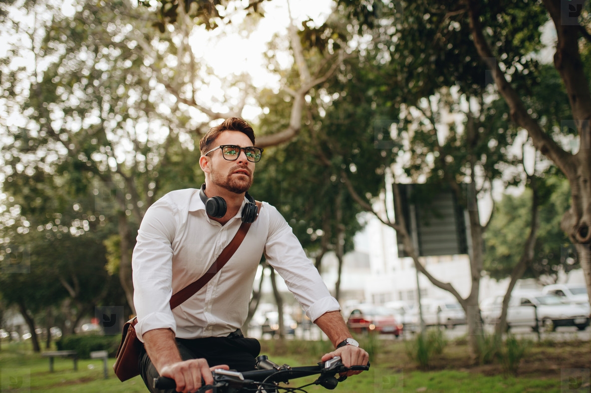 Lợi ích đạp xe đạp đi làm - Tăng cường sức khoẻ cho bộ não