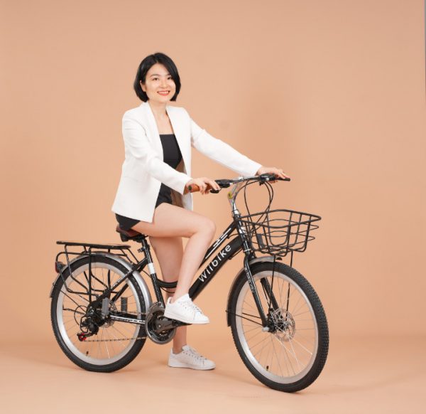 Xe đạp màu đen Summer Wiibike