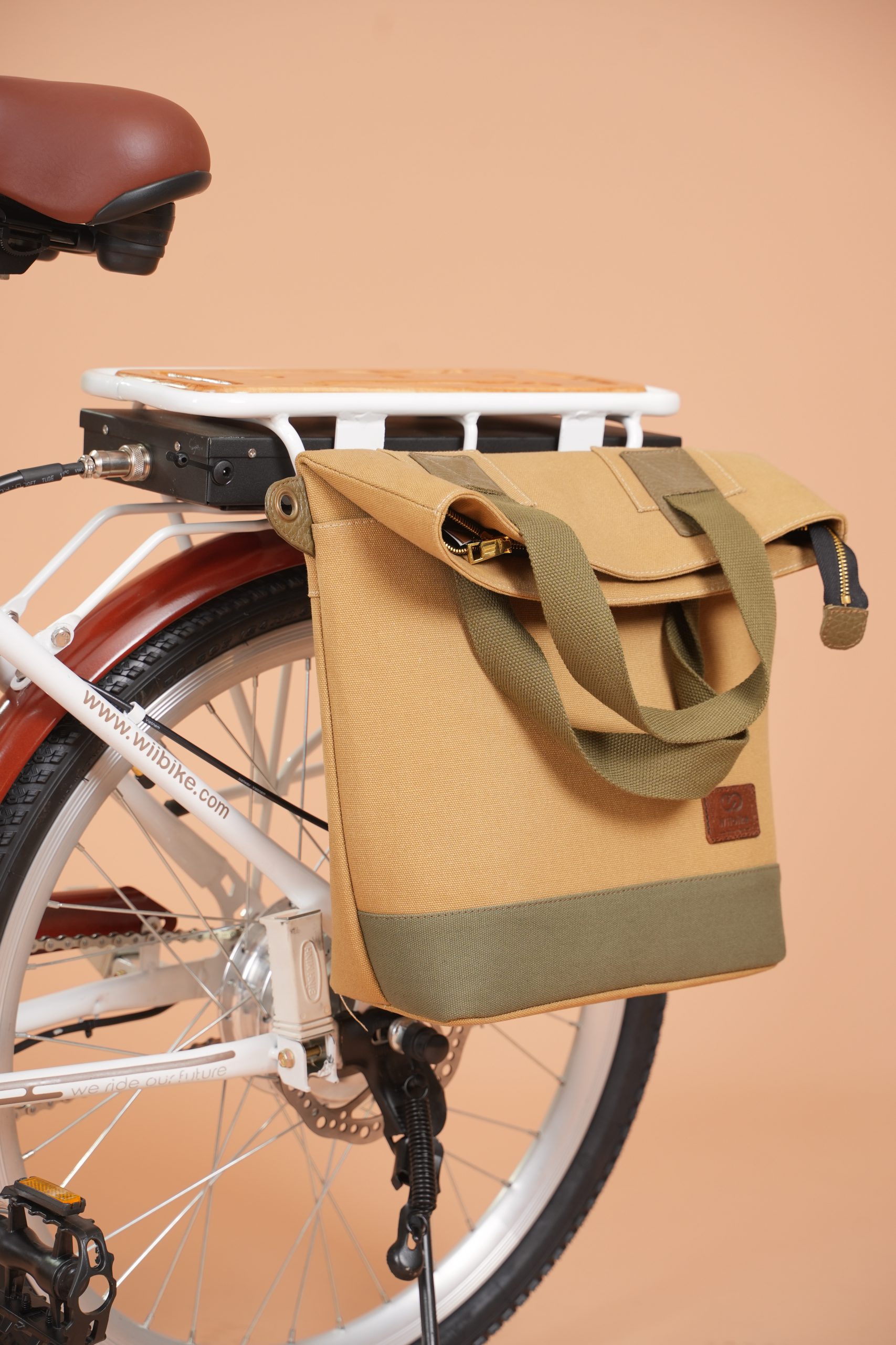 Túi treo xe đạp trợ lực điên Wiibike Tourbon Develo